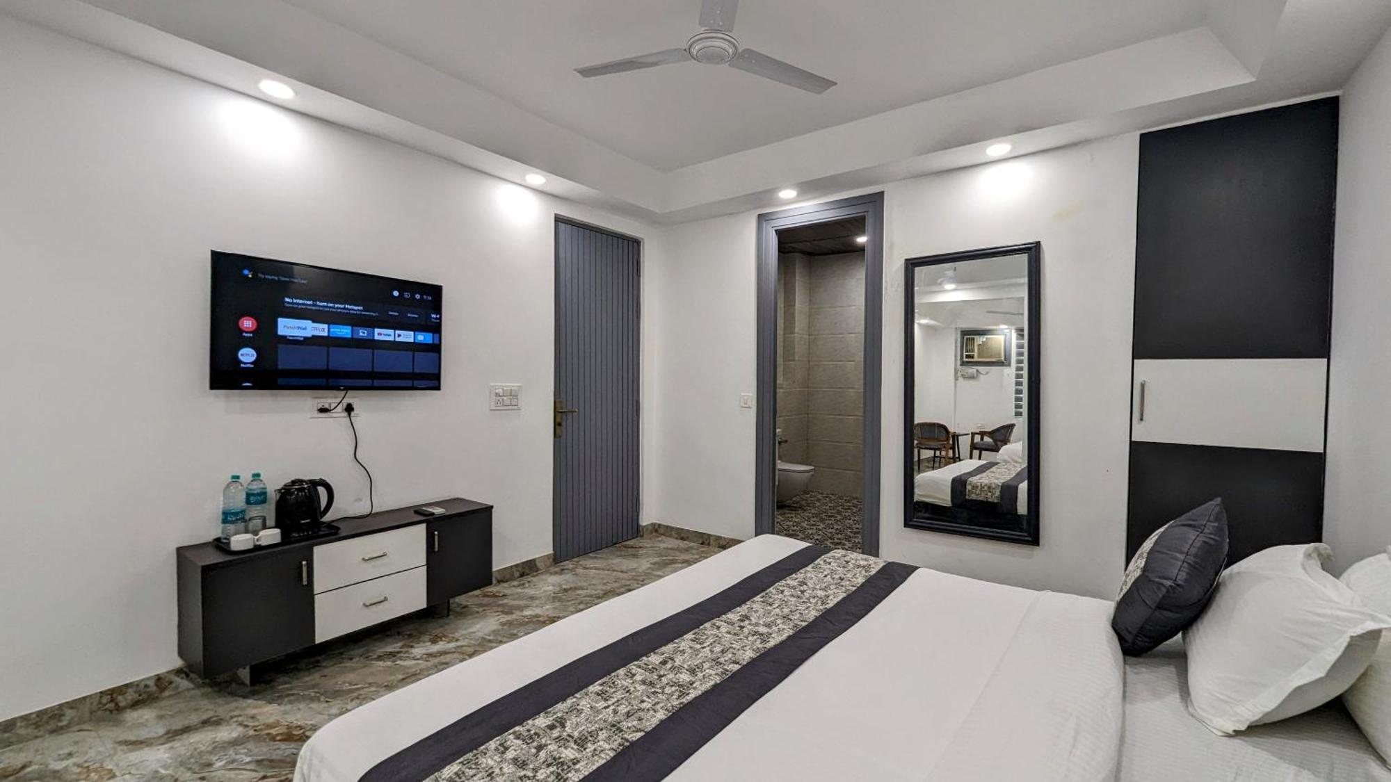 Hotel Green Vegas Faridabad Exterior photo