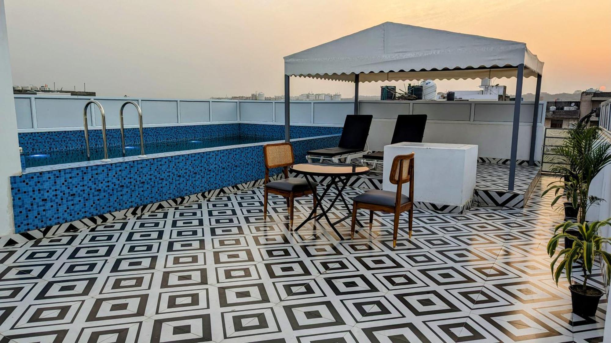 Hotel Green Vegas Faridabad Exterior photo